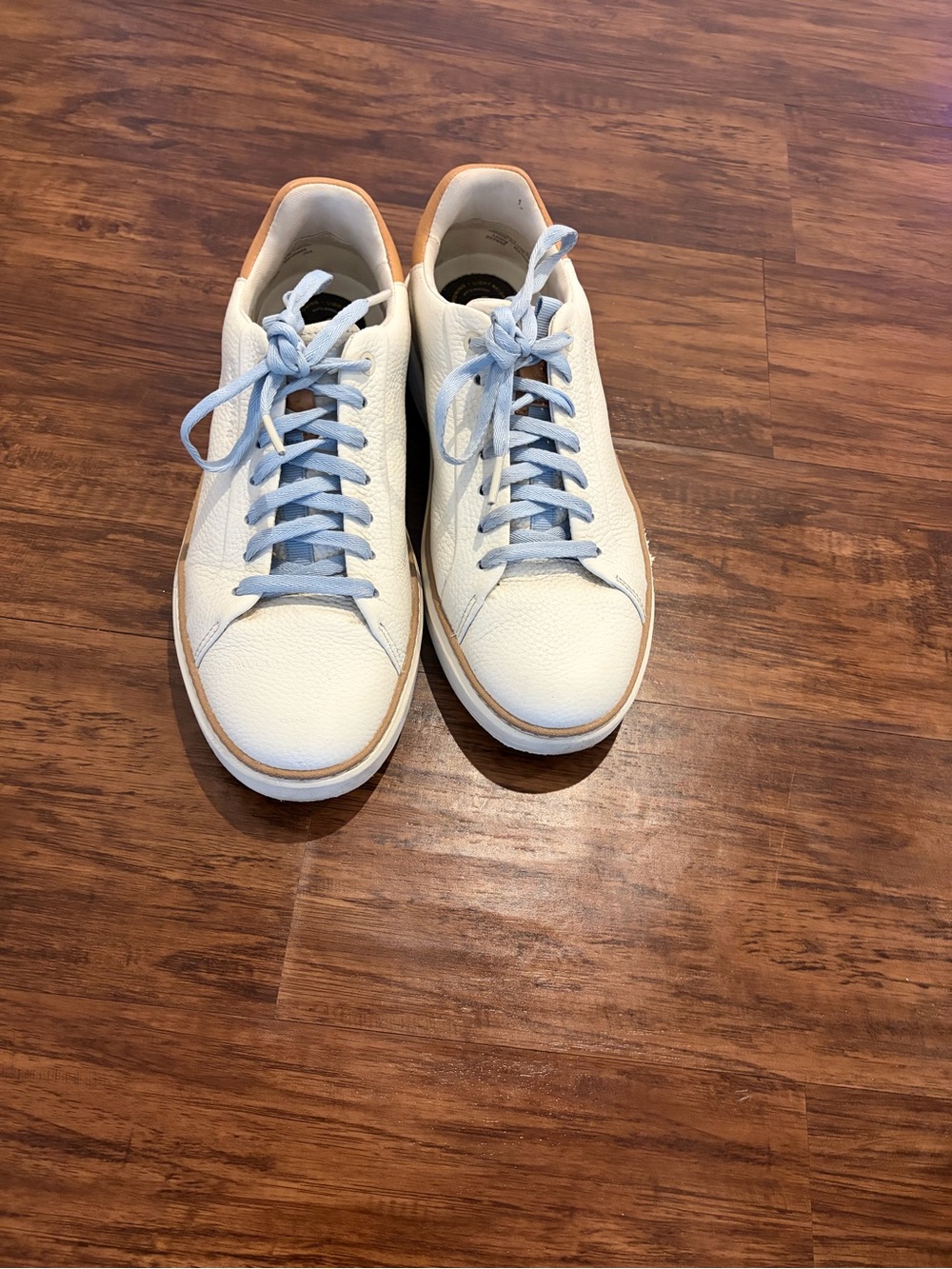 Cole Haan Ivory Leather sneakers (size 8.5US-39 EUR)